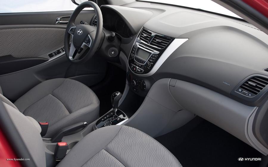  Hyundai Accent 2013 года  (фото 20 из 52)